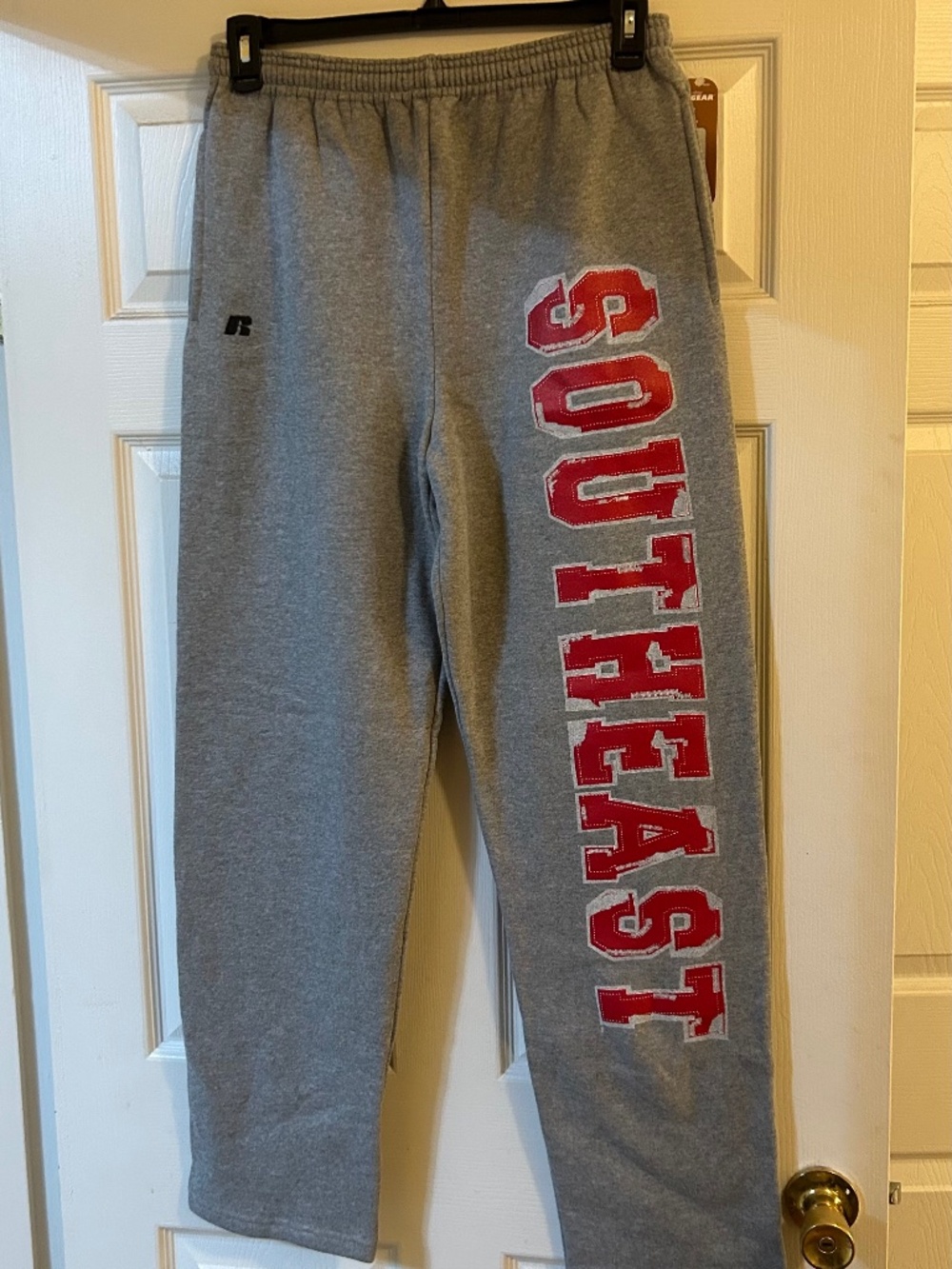 Southeast sweatpants by Russell